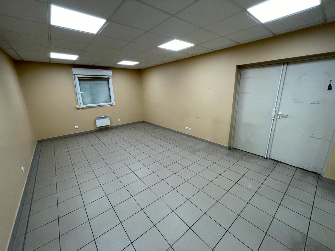 Local d'activité Ludres 645m² Location local d'activité Ludres Meurthe-et-Moselle OLACT2314140 4